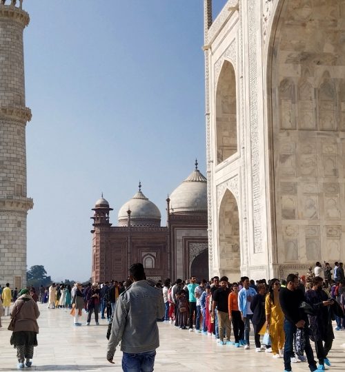Taj Mahal front platform 1